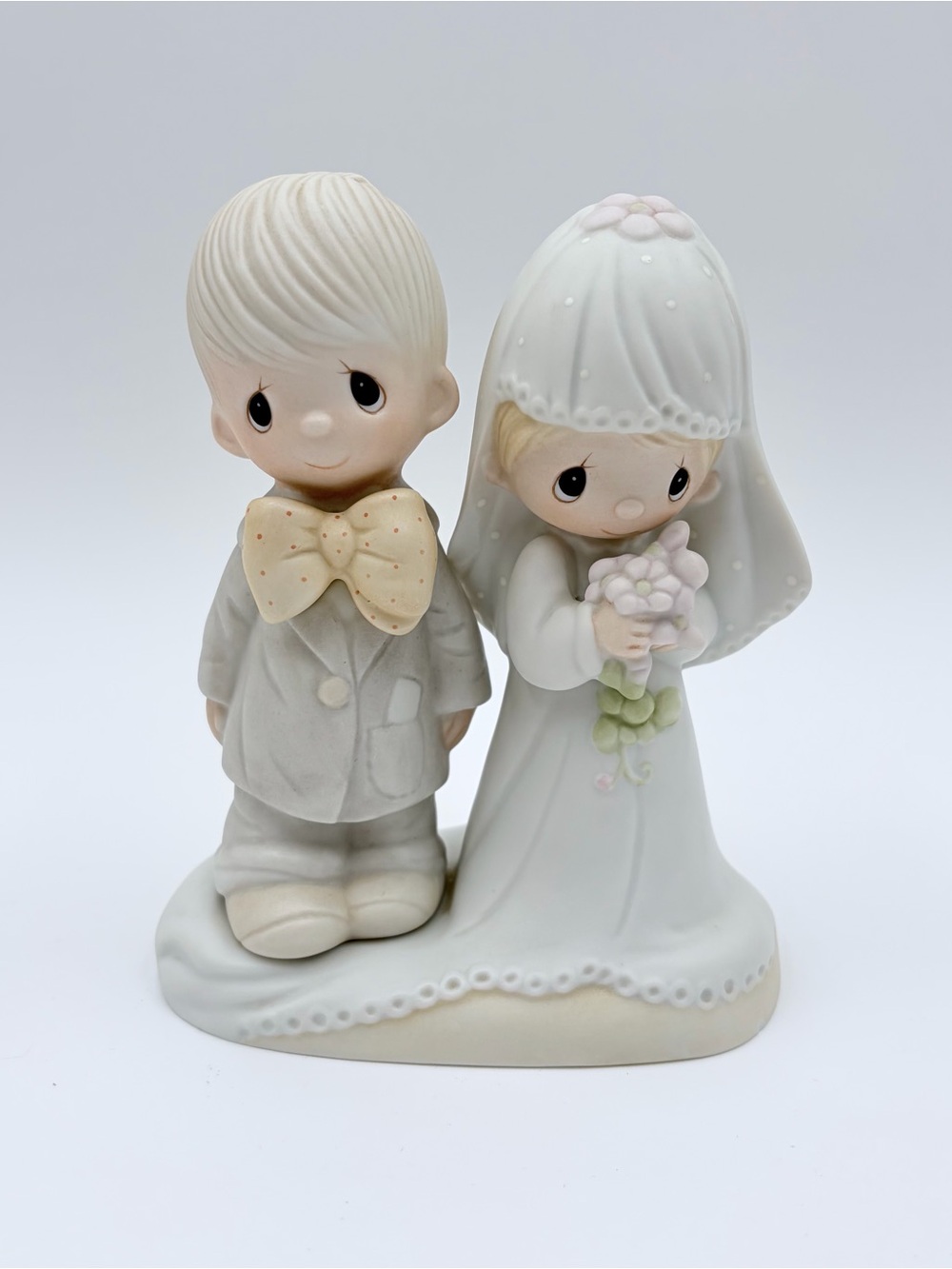 1979 PRECIOUS MOMENTS - The Lord Bless You and Keep You - Bride & Groom Wedding